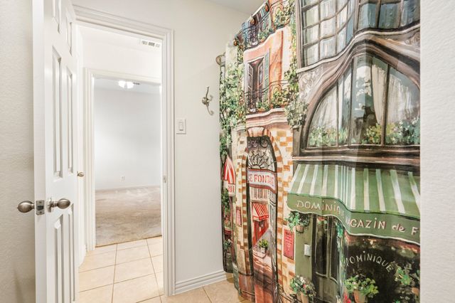 812 Moss Cliff Circle, Mckinney, TX 75071