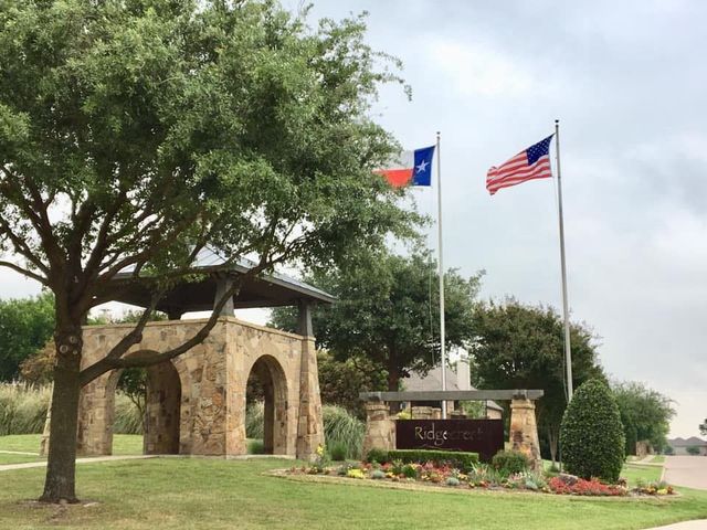 812 Moss Cliff Circle, Mckinney, TX 75071