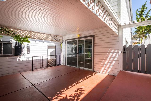 4545 Tompkins Ave, Oakland, CA 94619