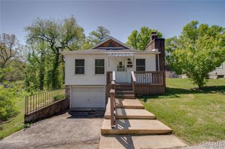 225 Mounier Street, Alton, IL 62002