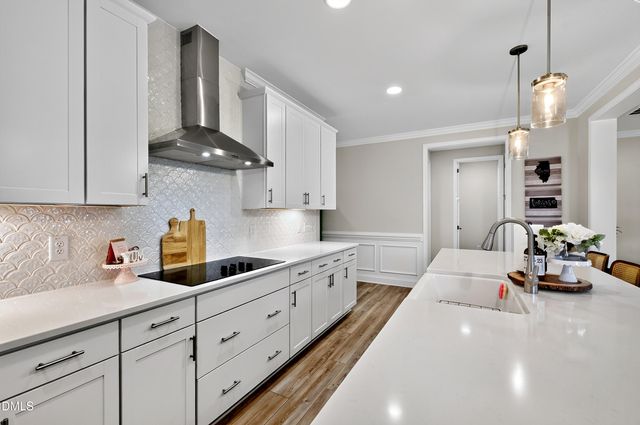 6741 Winter Garden Way, Holly Springs, NC 27540