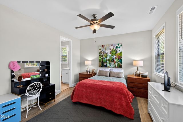 6741 Winter Garden Way, Holly Springs, NC 27540