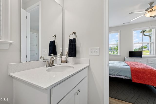 6741 Winter Garden Way, Holly Springs, NC 27540