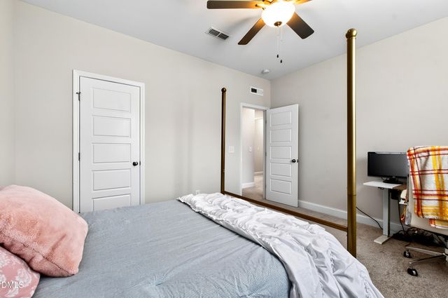 6741 Winter Garden Way, Holly Springs, NC 27540
