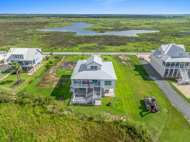 3777 Lake Breeze Road, Lake Charles, LA 70605