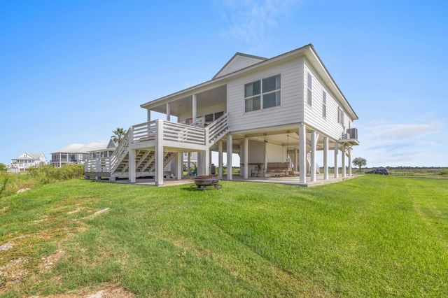 3777 Lake Breeze Road, Lake Charles, LA 70605