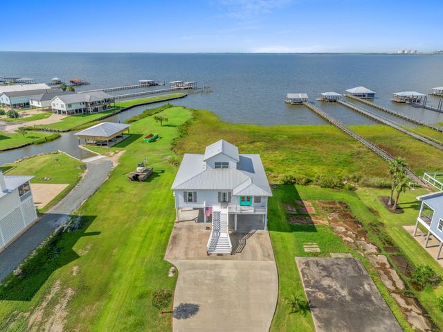 3777 Lake Breeze Road, Lake Charles, LA 70605