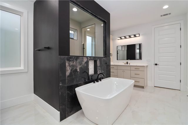 4414 S 88th Street, Bentonville, AR 72713