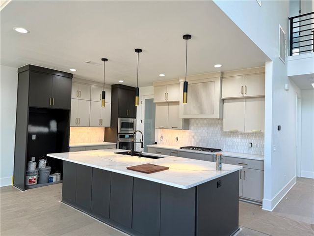 4414 S 88th Street, Bentonville, AR 72713