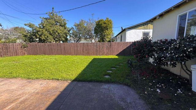 37 E J Street, Chula Vista, CA 91910