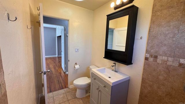 37 E J Street, Chula Vista, CA 91910