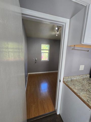 37 E J Street, Chula Vista, CA 91910