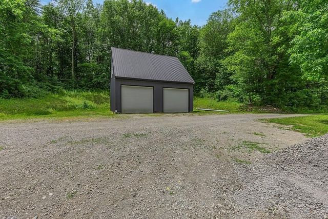 4025 Constitution BOULEVARD, Darlngtn Twp, PA 16115