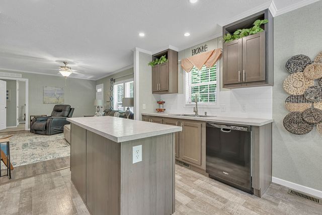 4025 Constitution BOULEVARD, Darlngtn Twp, PA 16115
