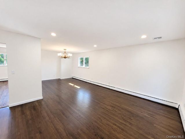 22 Brian Drive, East Islip, NY 11730