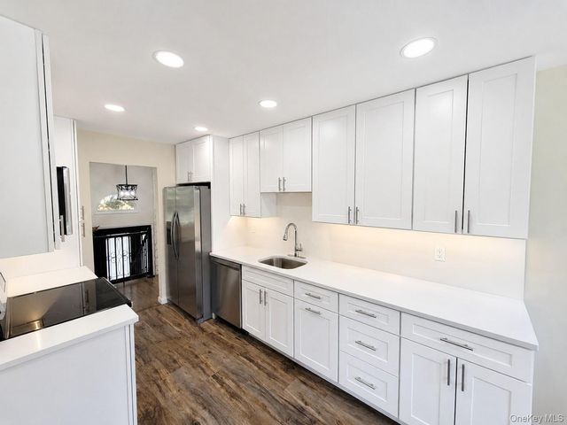 22 Brian Drive, East Islip, NY 11730