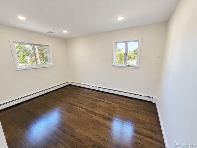 22 Brian Drive, East Islip, NY 11730