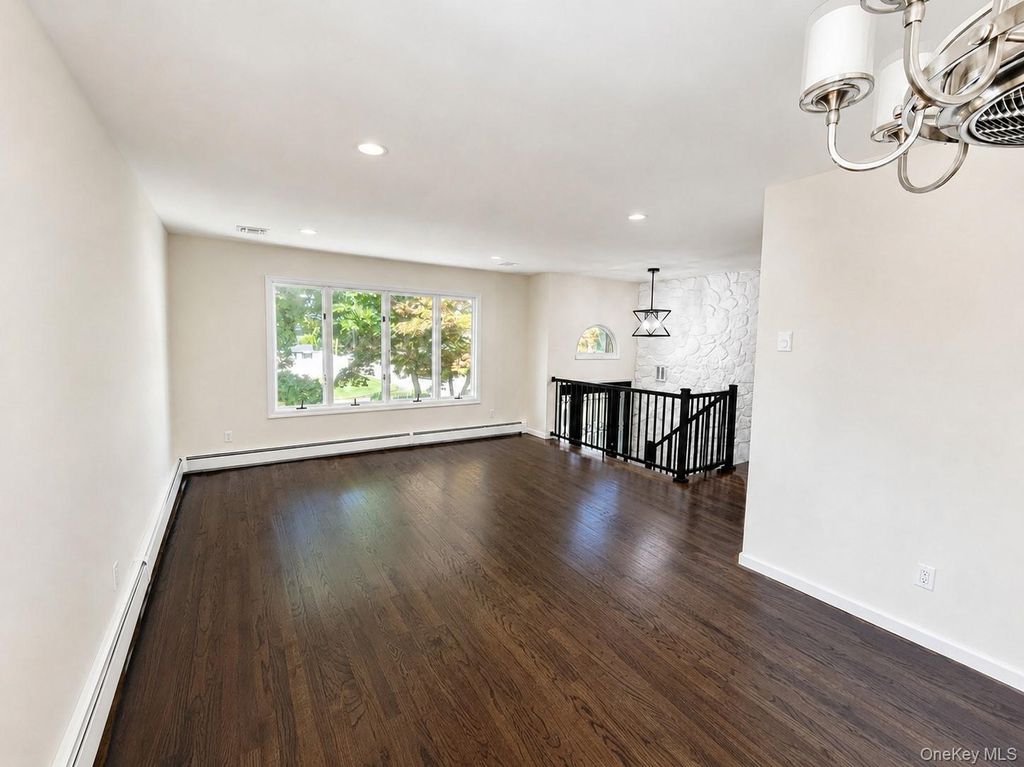 22 Brian Drive, East Islip, NY 11730 — photo 3