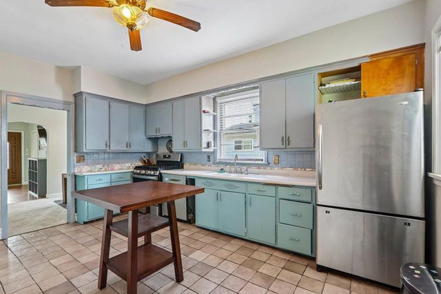 200 W State STREET, Burlington, WI 53105