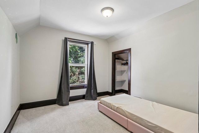200 W State STREET, Burlington, WI 53105