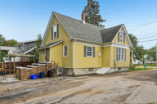 200 W State STREET, Burlington, WI 53105