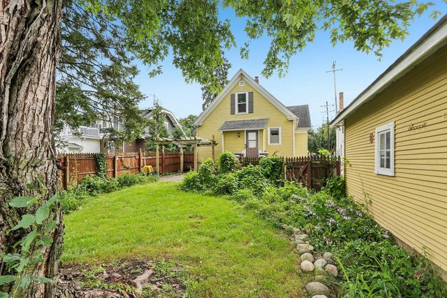 200 W State STREET, Burlington, WI 53105