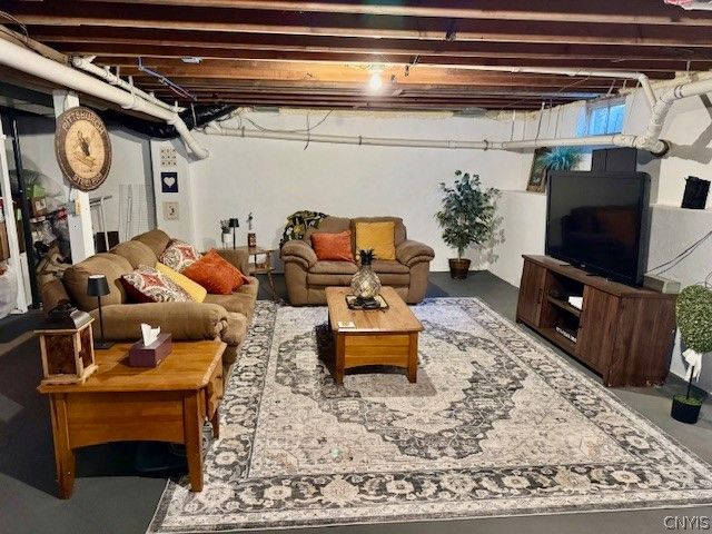 88 West 9th Street, Vernon, NY 13421