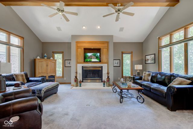 5895 Annanhill Court, Avon, IN 46123