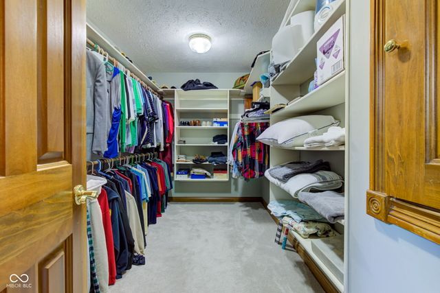 5895 Annanhill Court, Avon, IN 46123