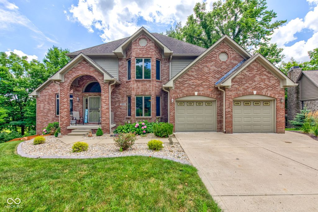5895 Annanhill Court, Avon, IN 46123