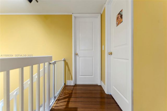 9118 SW 20th Ct, Davie, FL 33324