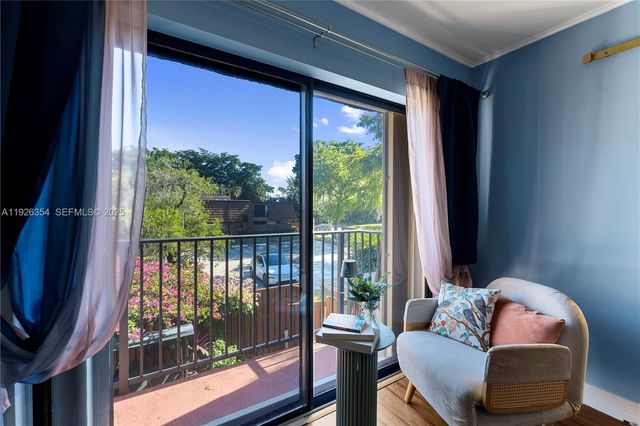 9118 SW 20th Ct, Davie, FL 33324