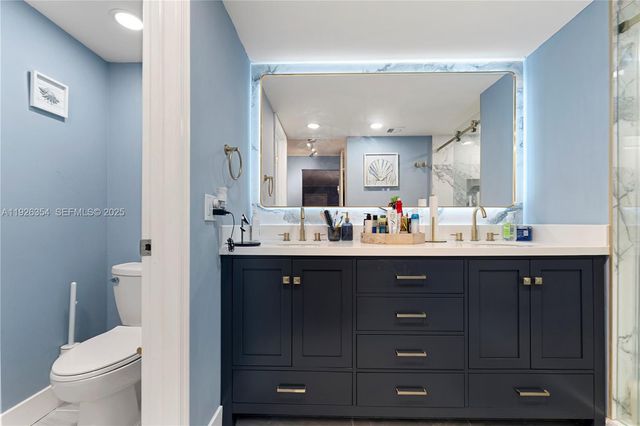 9118 SW 20th Ct, Davie, FL 33324