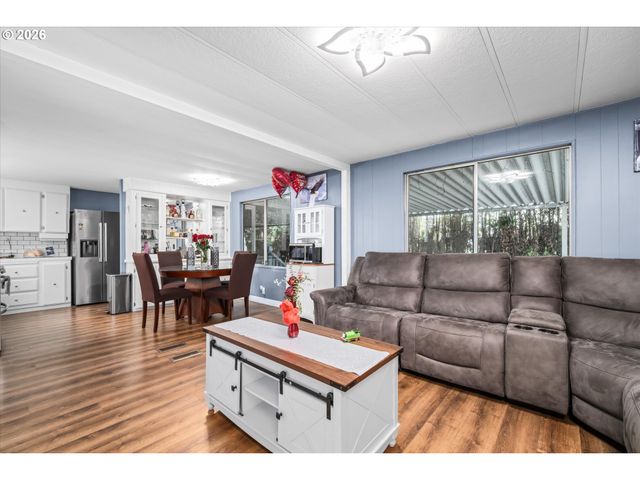 1199 N TERRY St 259, Eugene, OR 97402