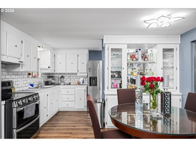 1199 N TERRY St 259, Eugene, OR 97402