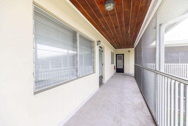 426 NE 7th Avenue 2b, Delray Beach, FL 33483