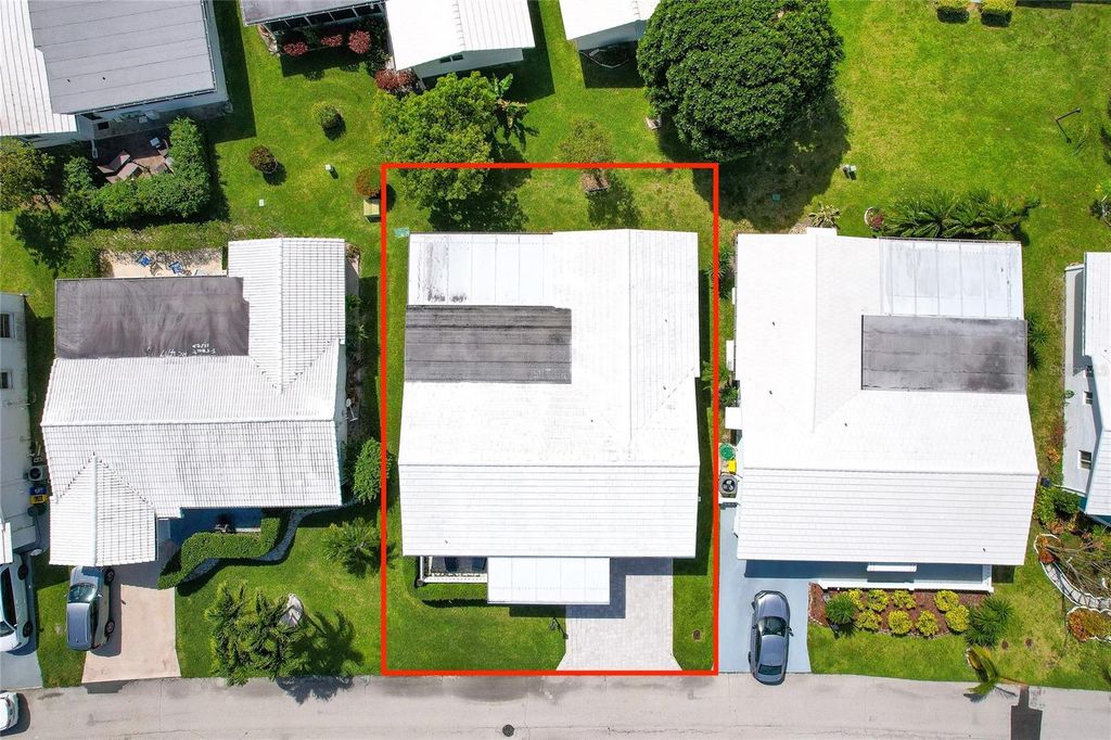 Image 28 of property listing at 2107 SW 22ND STREET, Boynton Beach, FL 33426