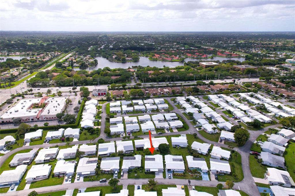 Image 29 of property listing at 2107 SW 22ND STREET, Boynton Beach, FL 33426