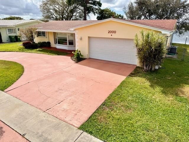 2000 NW 86th Terrace, Pembroke Pines, FL 33024