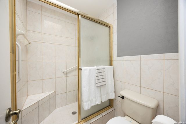 8923 PEACEFUL GRV, San Antonio, TX 78250