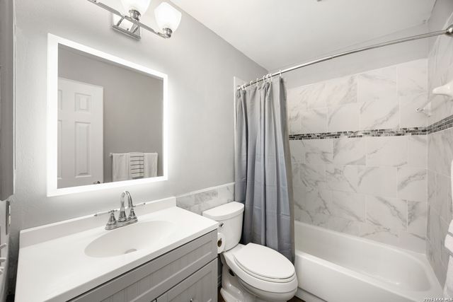 8923 PEACEFUL GRV, San Antonio, TX 78250