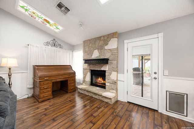 8923 PEACEFUL GRV, San Antonio, TX 78250