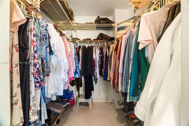 23099 N Barwood Ln N 307, Boca Raton, FL 33428