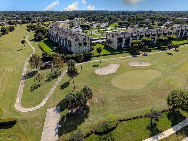 23099 N Barwood Ln N 307, Boca Raton, FL 33428