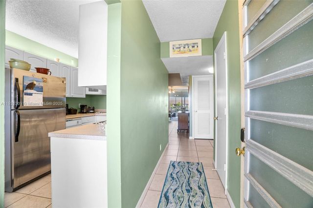 23099 N Barwood Ln N 307, Boca Raton, FL 33428