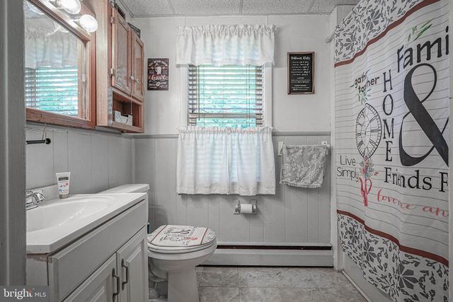 146 HAINES AVE, Mount Royal, NJ 08061