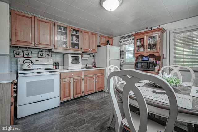 146 HAINES AVE, Mount Royal, NJ 08061
