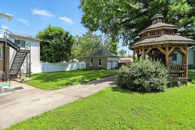 809 Maple Avenue, Terre Haute, IN 47804