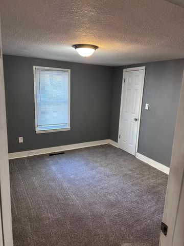 1308 W WORLEY ST, Columbia, MO 65203