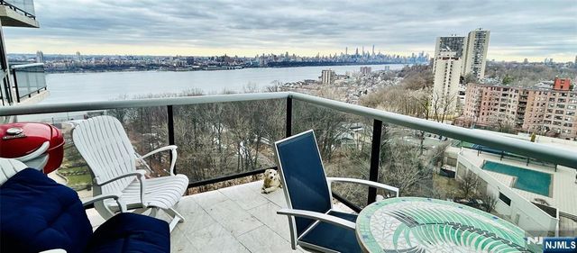 1512 Palisade Avenue 10P, Fort Lee, NJ 07024